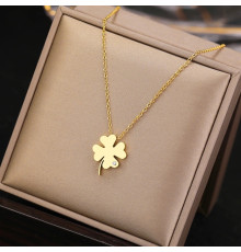 Золота підвіска Чотирилистий Конюшина з фіанітом На Уда