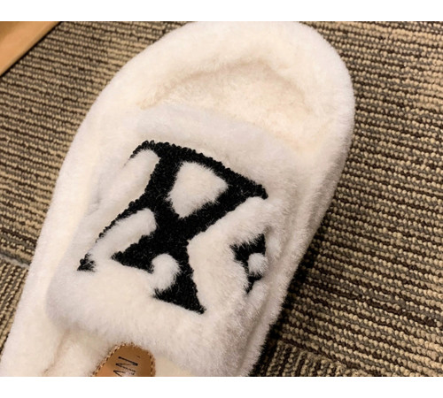 Жіночі Брендові капці Louis Vuitton Пухнасті з Чотирилистим Клевером для удачі білі 40 розмір