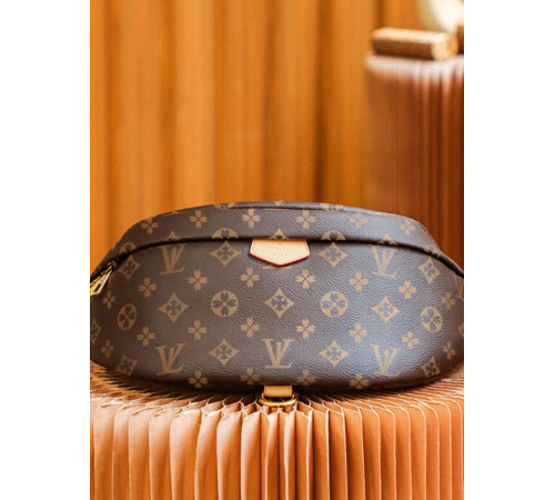 Брендова сумка Бананка з Чотирилистним Клевером Van Cleef для великої удачі