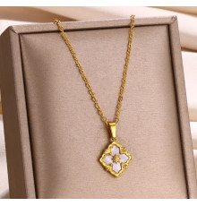 Золота підвіска Чотирилиста конюшина з Білим Перламутровим Кварцем для великих грошей і удачі 9 період