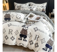 Турмалінова молочна постільна білизна з кораловою ниткою з чотирилистним конюшином і Кроликом Теплое