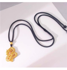 Золота підвіска Дракон на чорному шнурку приносить великий успіх, владу, у дім достаток, престиж і удачу